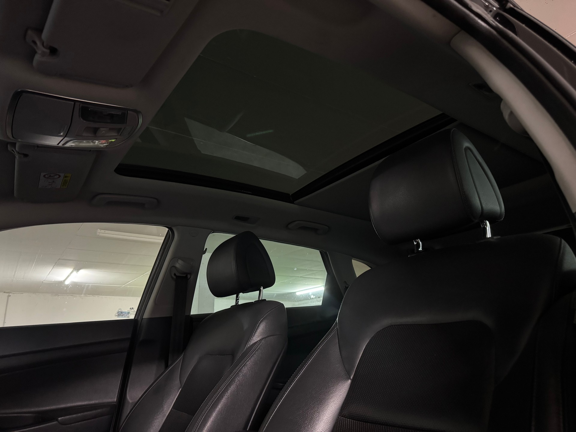 HYUNDAI Tucson 2.0 CRDI Vertex 4WD Automatic-image-13
