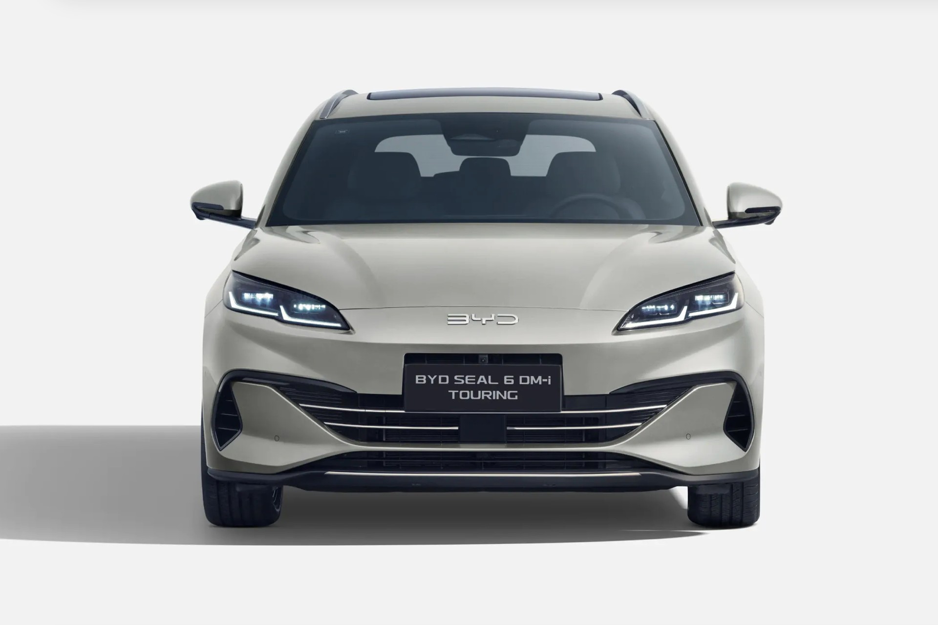 BYD Seal 6 DM-i Touring Comfort-showroom-element-1