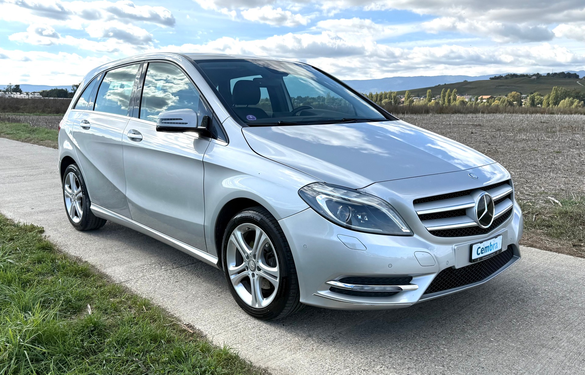 MERCEDES-BENZ B 200 7G-DCT-image-2