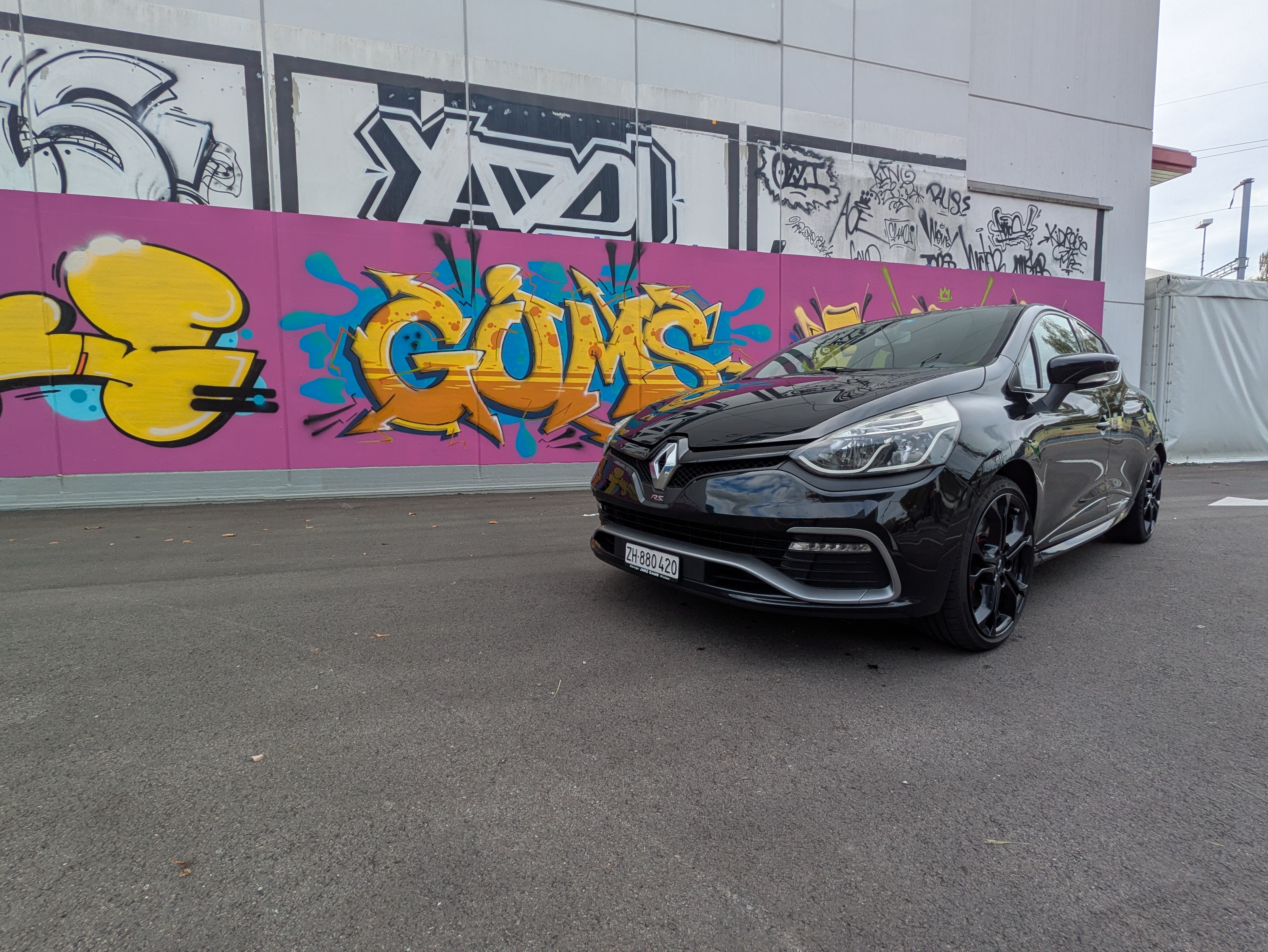 Car photo