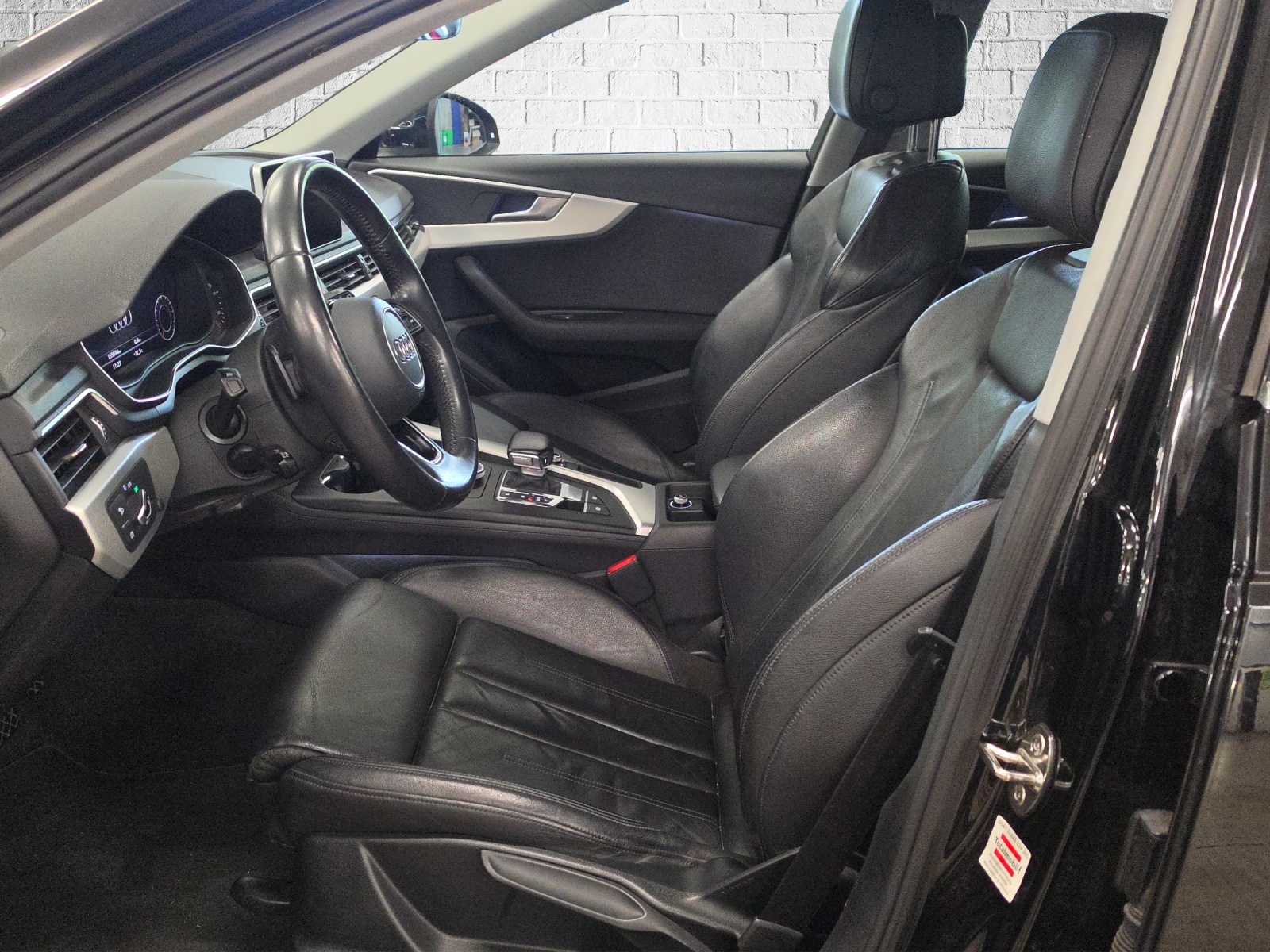 AUDI A4 Avant 2.0 TDI Sport quattro S-tronic-image-8