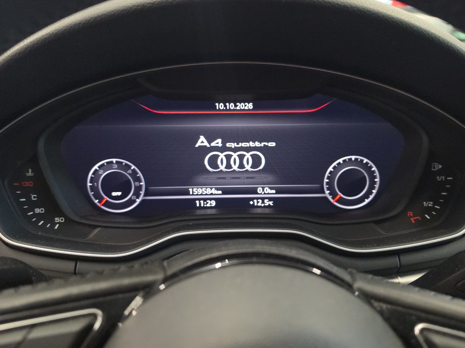 AUDI A4 Avant 2.0 TDI Sport quattro S-tronic-image-10