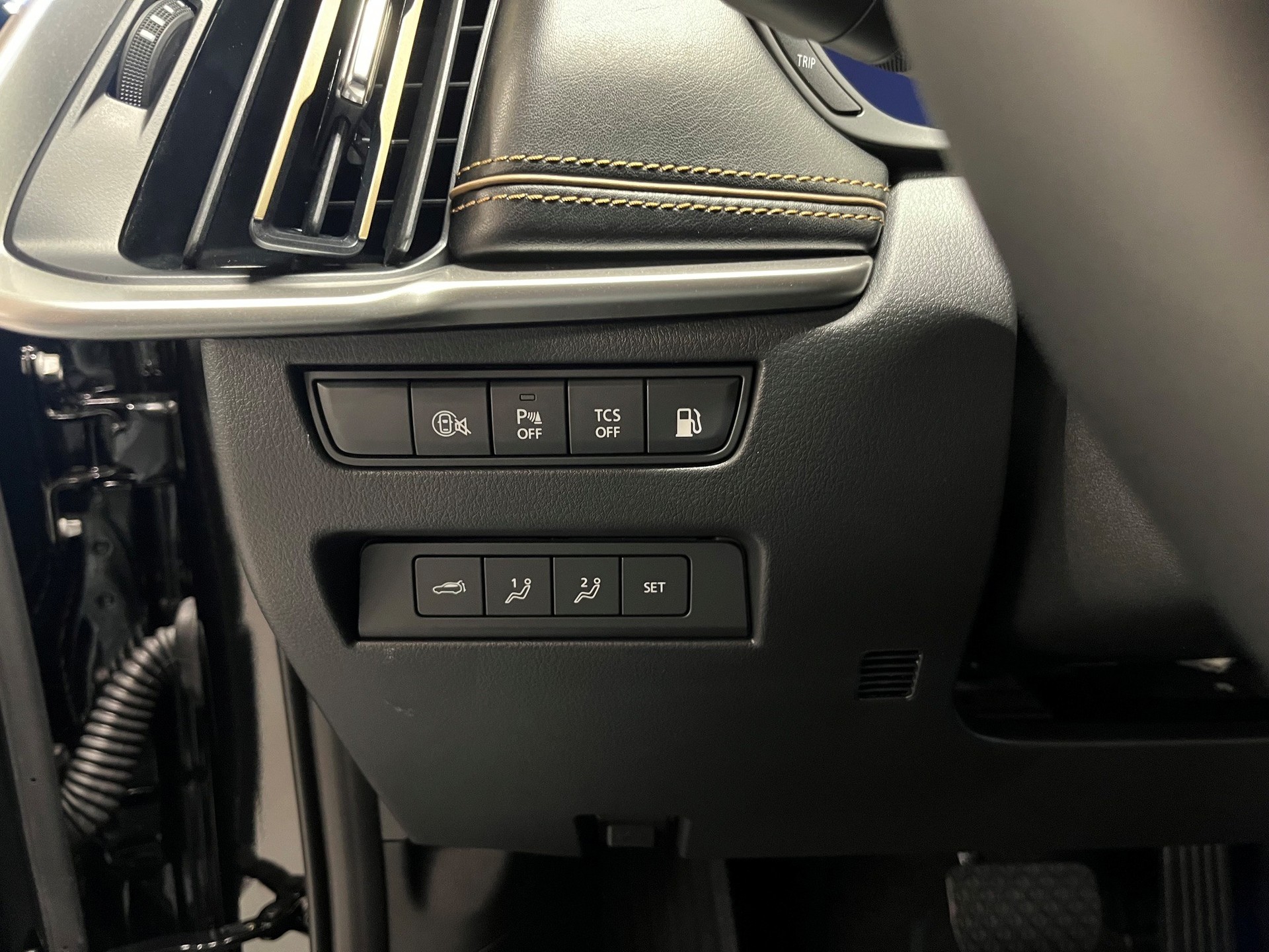 MAZDA CX-60 e-Skyactiv PHEV 327 AWD Homura Plus-image-14