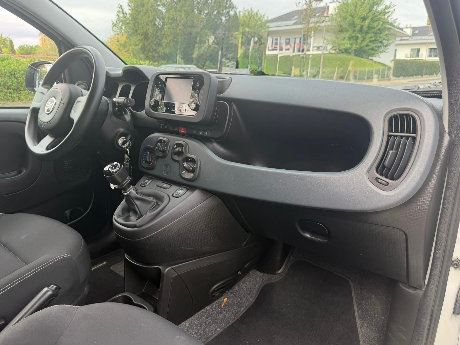 FIAT Panda 1.0 MHEV Cool-image-11