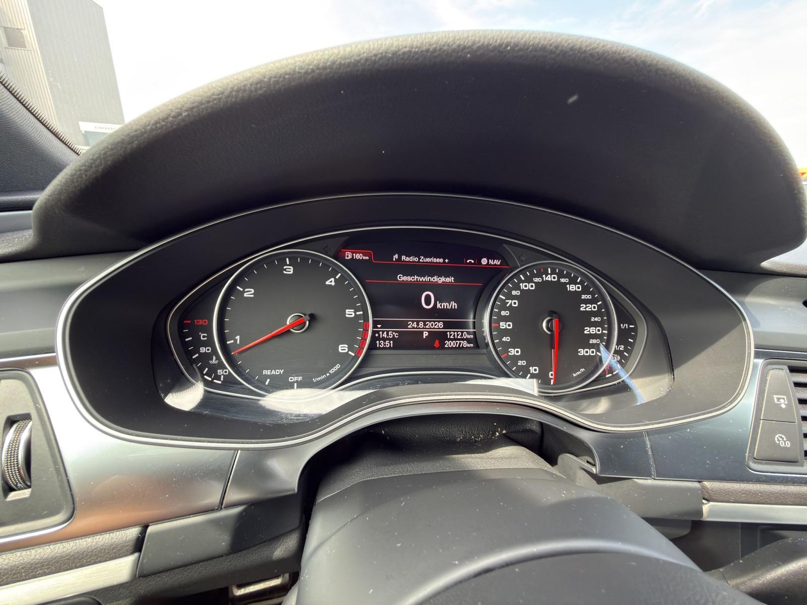 AUDI A7 Sportback 3.0 V6 TDI quattro S-Line-image-17