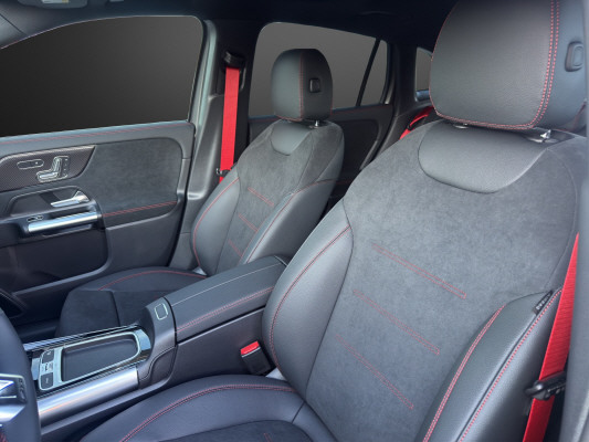MERCEDES-BENZ GLA AMG 45 S 4M+8G-DCT-image-6