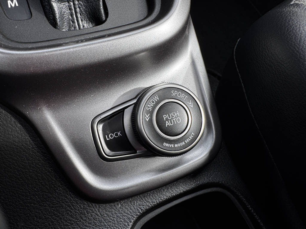 SUZUKI Vitara 1.4 T Compact Top 4x4-image-19