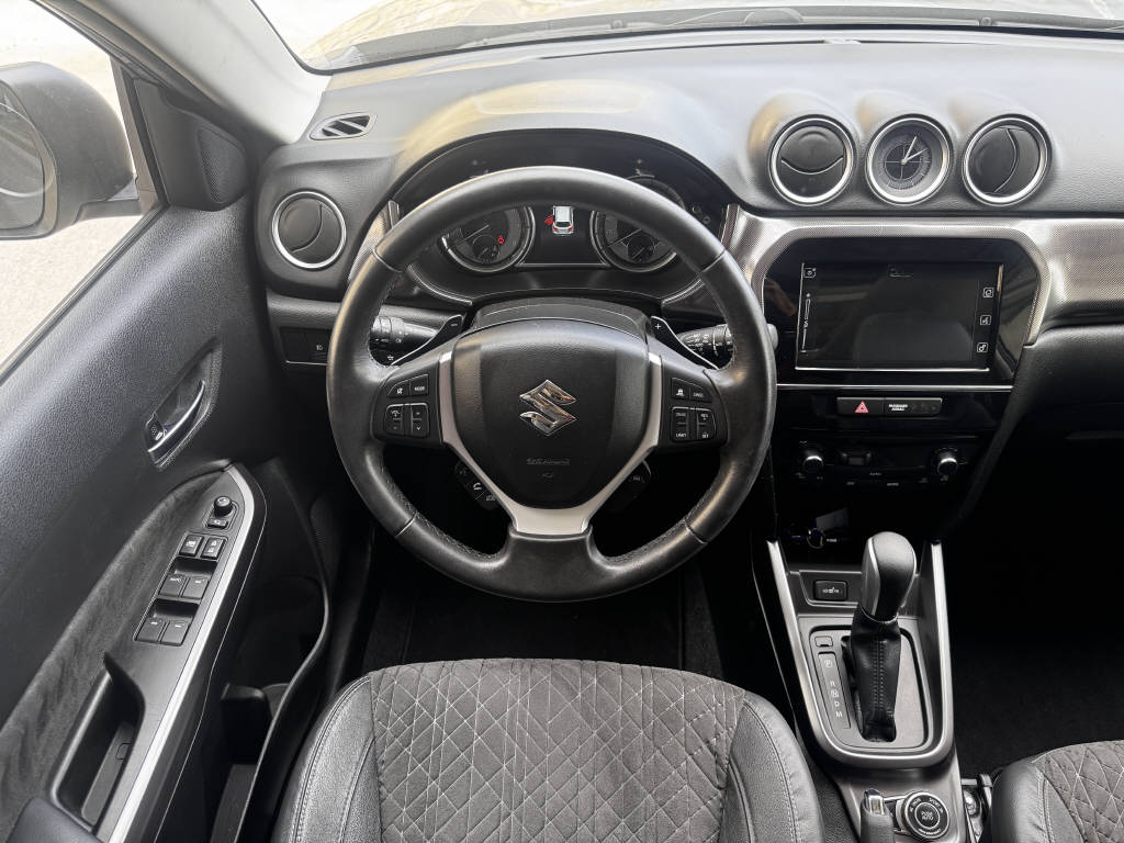 SUZUKI Vitara 1.4 T Compact Top 4x4-image-7