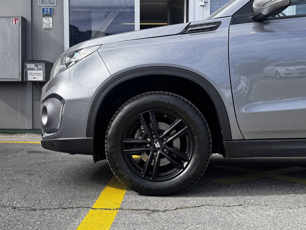 SUZUKI Vitara 1.4 T Compact Top 4x4-image-25