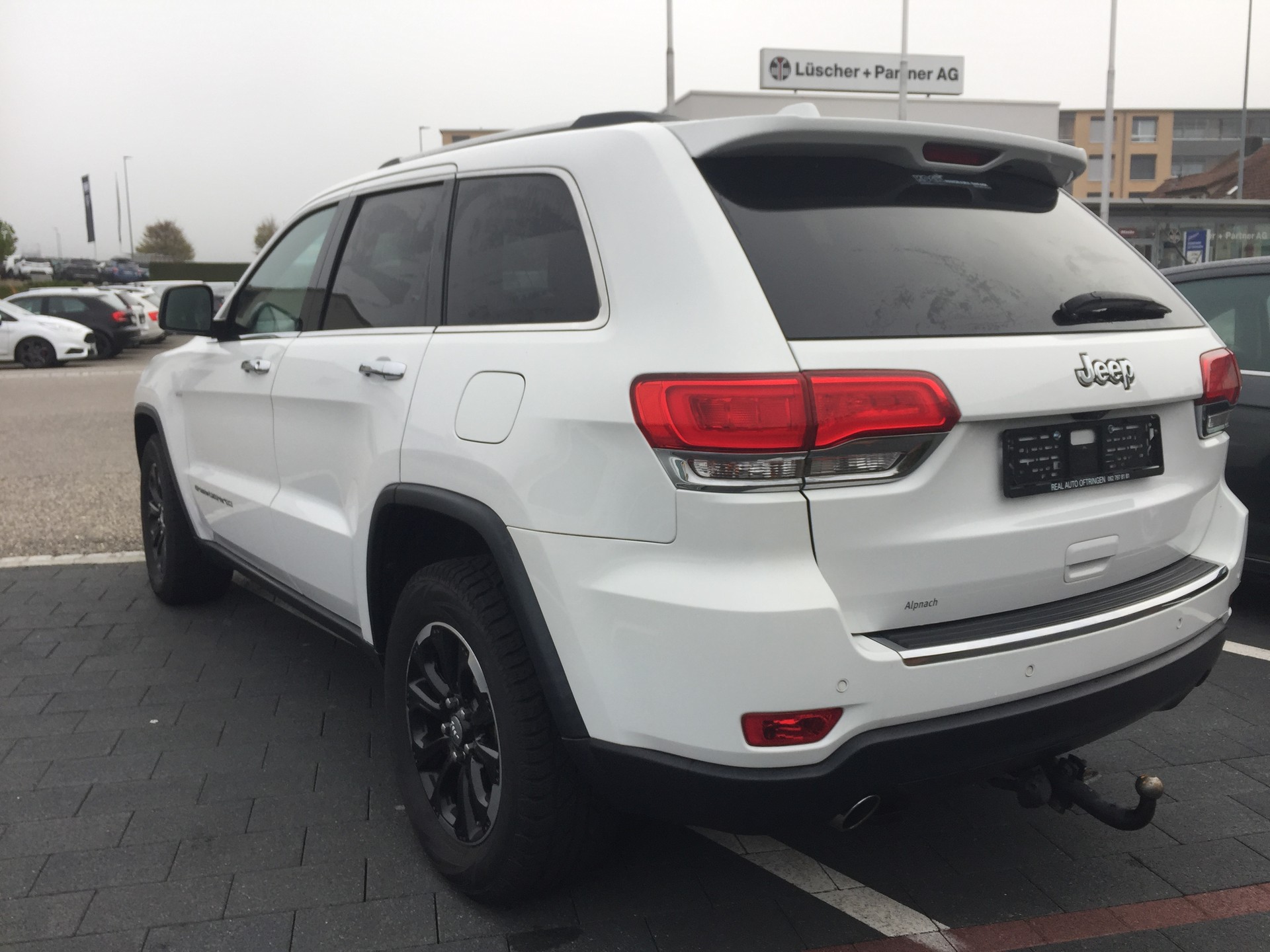 JEEP Grand Cherokee 3.0 CRD Limited Automatic-image-5