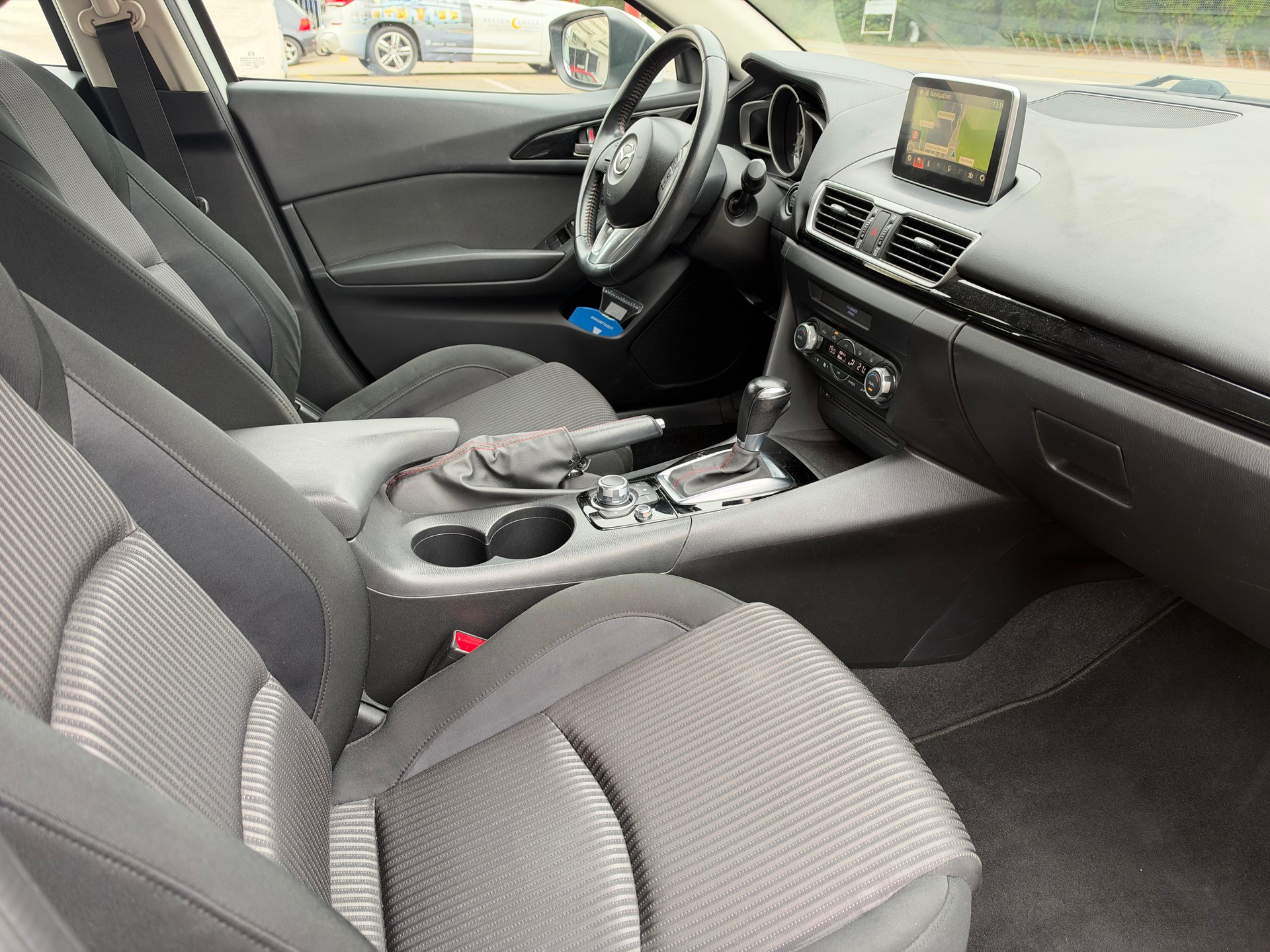 MAZDA 3 2.0 16V Ambition Plus Activematic-image-9