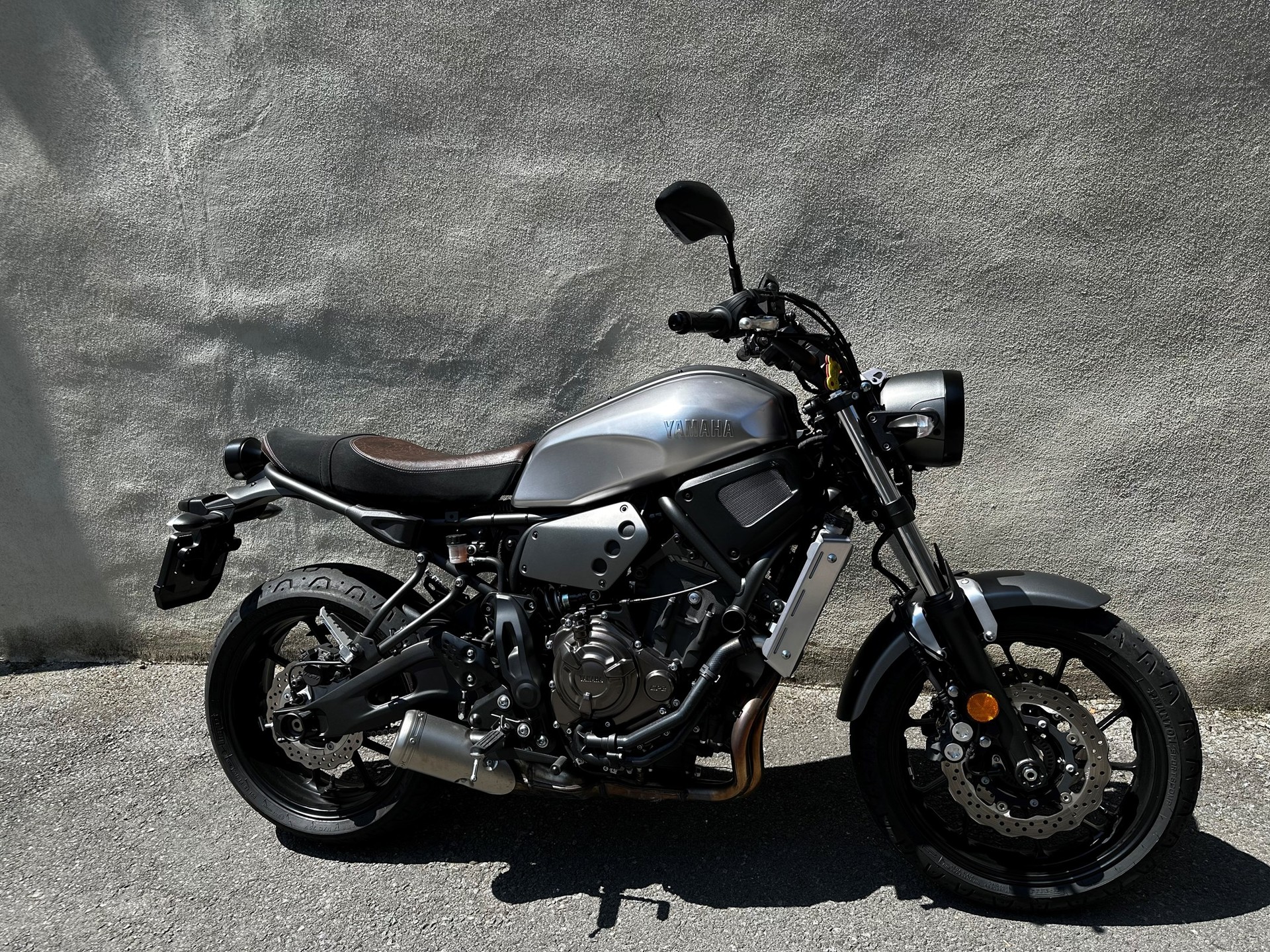 YAMAHA XSR 700