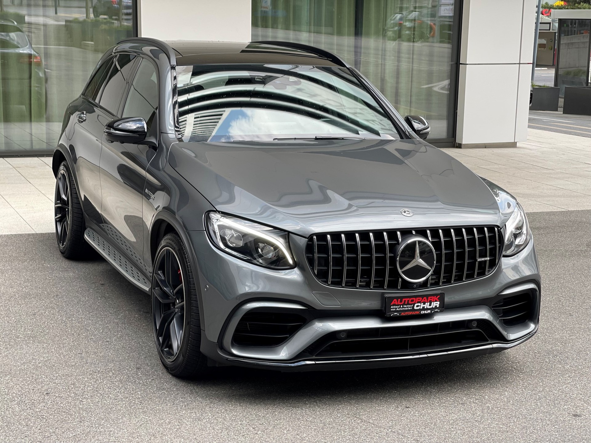 MERCEDES-BENZ GLC 63 S AMG 4Matic+ 9G-Tronic-image-5