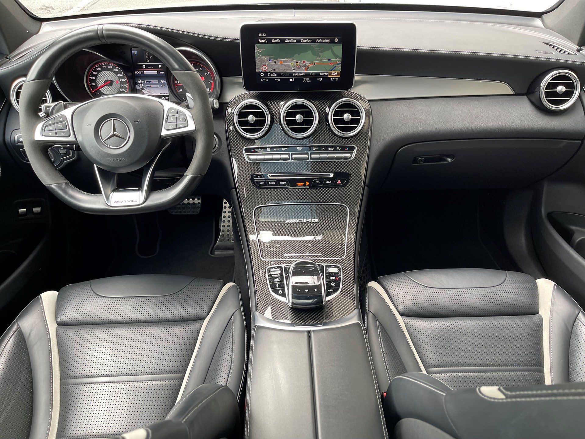 MERCEDES-BENZ GLC 63 S AMG 4Matic+ 9G-Tronic-image-11