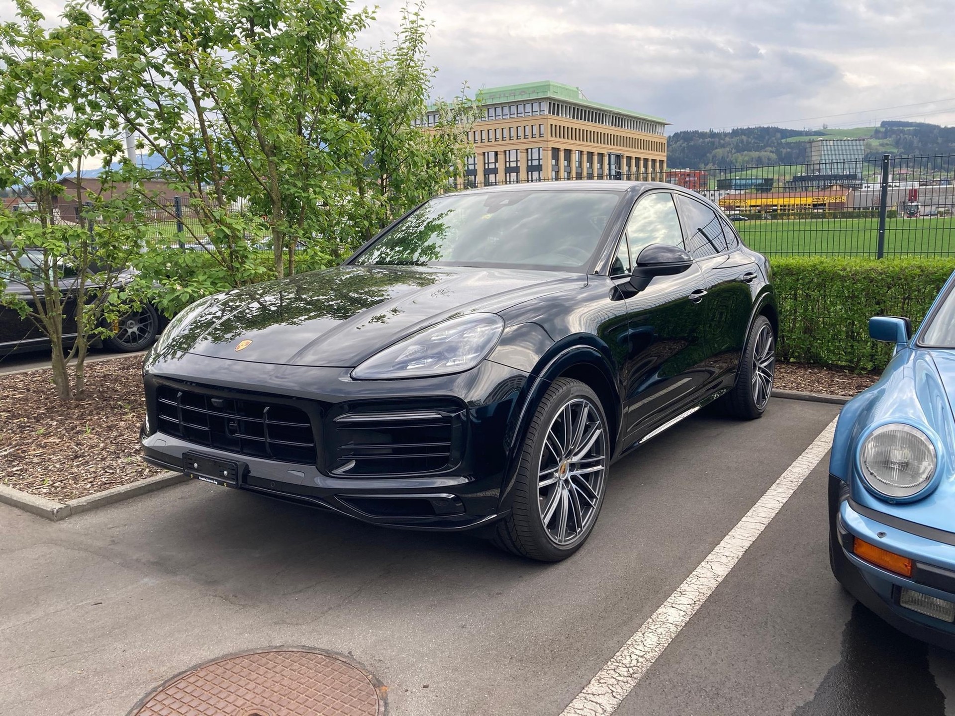PORSCHE Cayenne S Coupé-image-4
