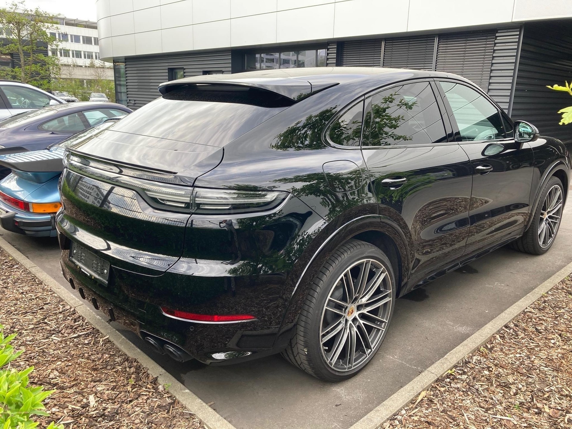 PORSCHE Cayenne S Coupé-image-0