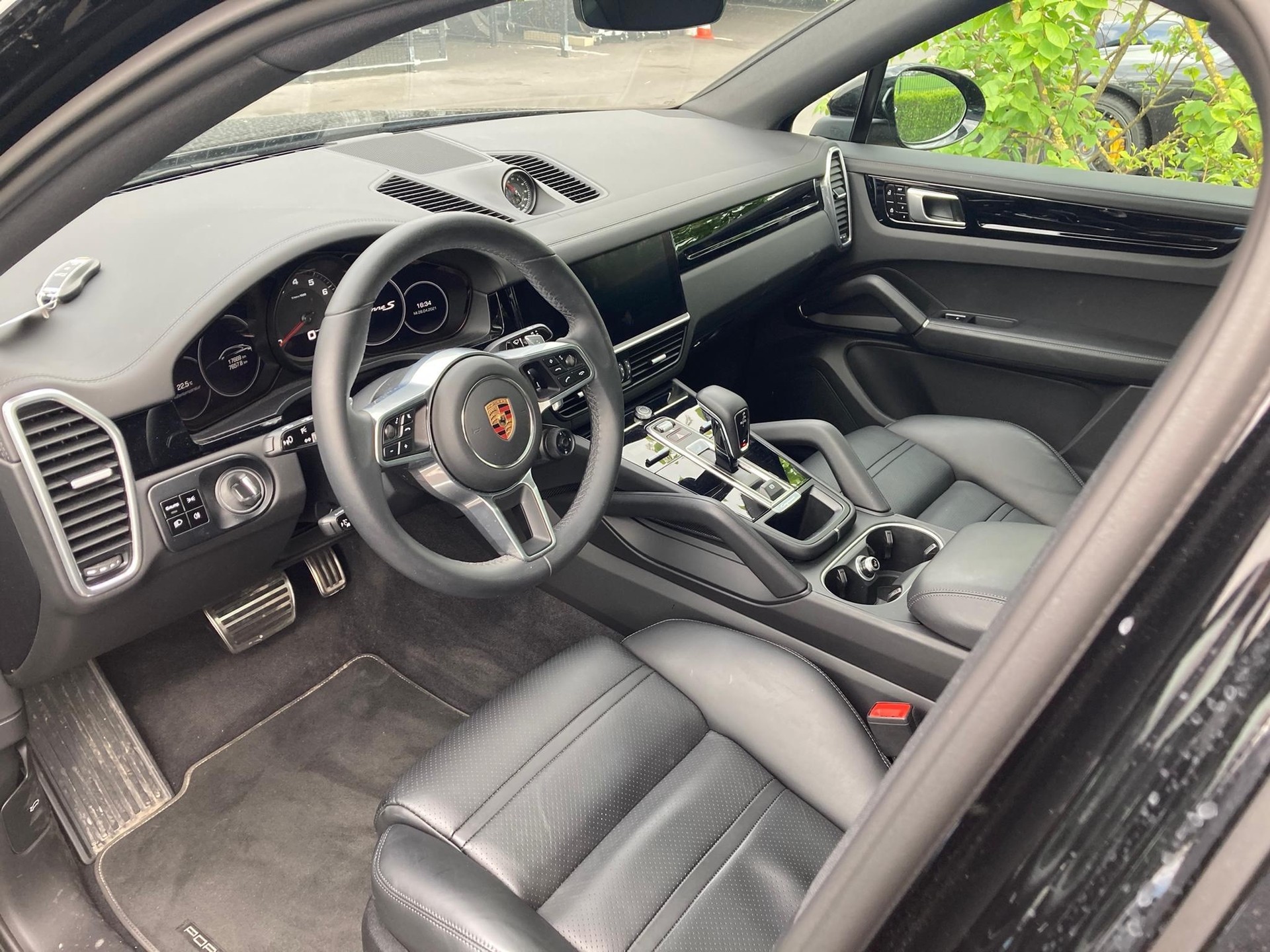 PORSCHE Cayenne S Coupé-image-8