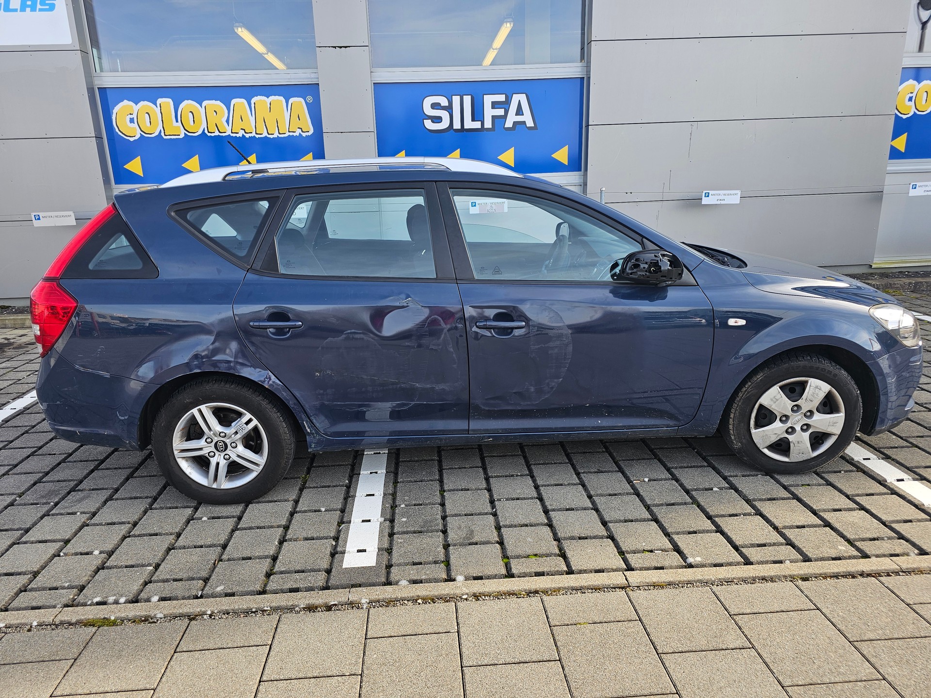 KIA Ceed Sporty Wagon 1.4 16V Basic-image-5