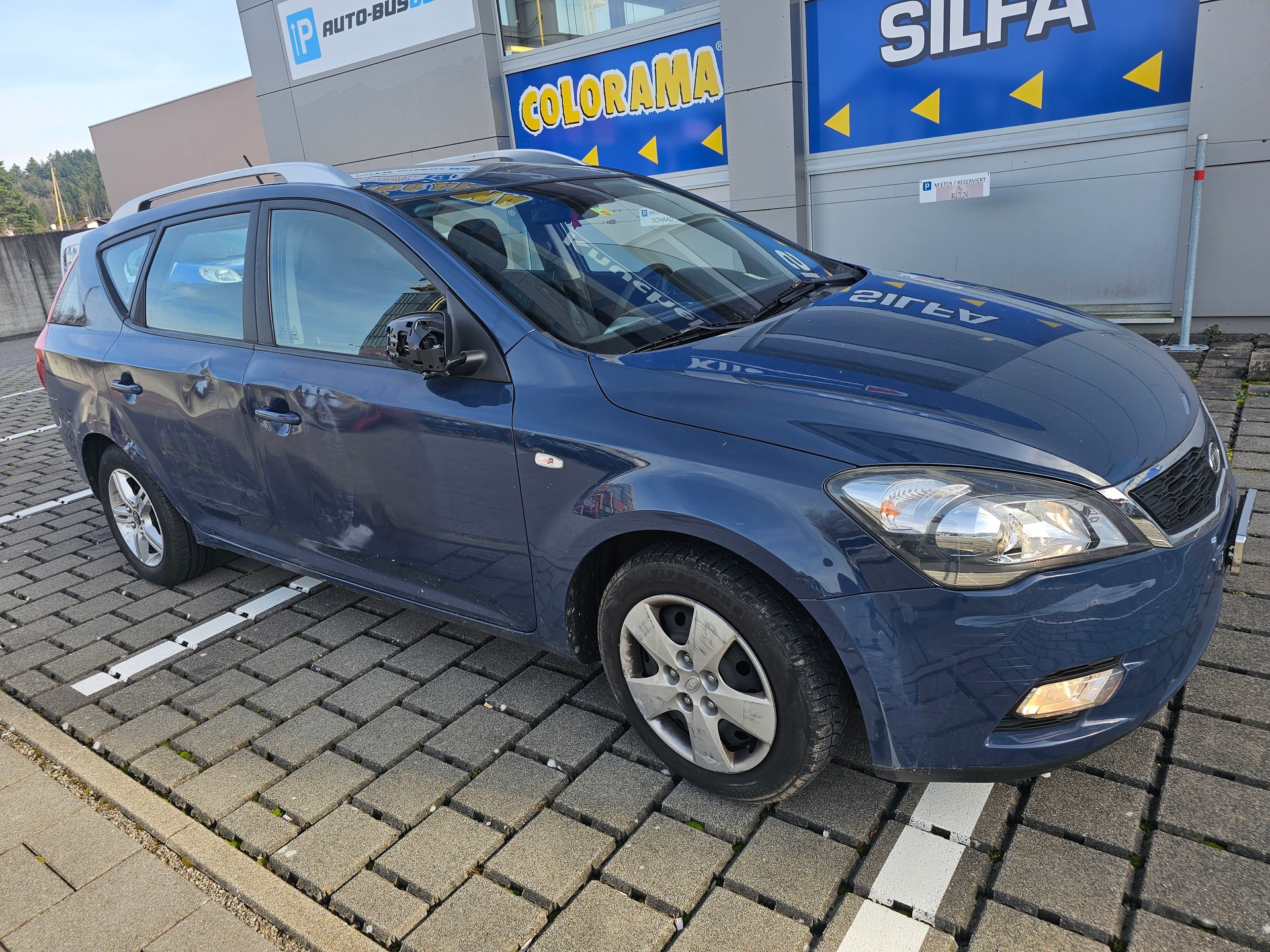 KIA Ceed Sporty Wagon 1.4 16V Basic-image-2