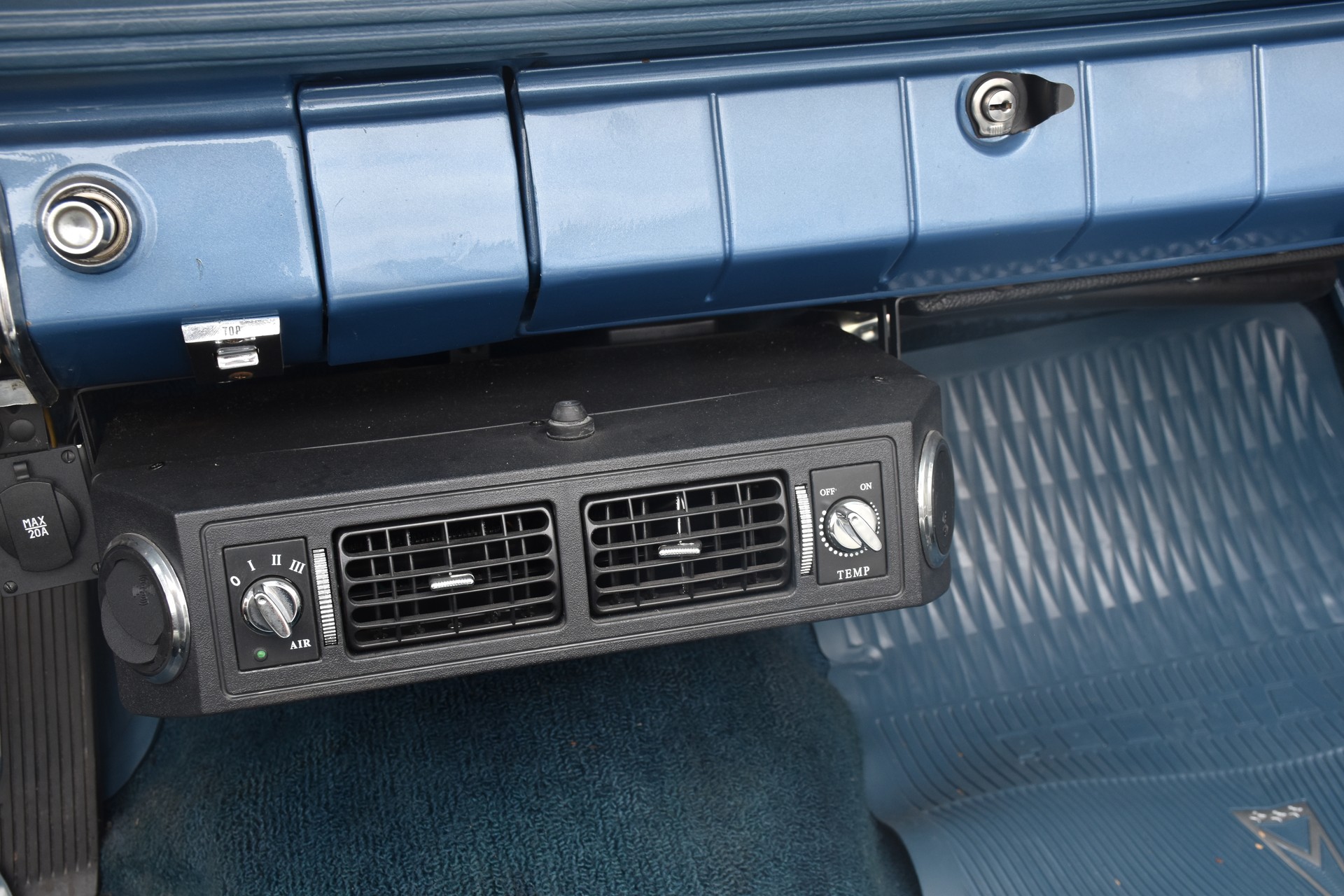 PONTIAC Parisienne Convertible V8 restauriert (5TKM)-image-13