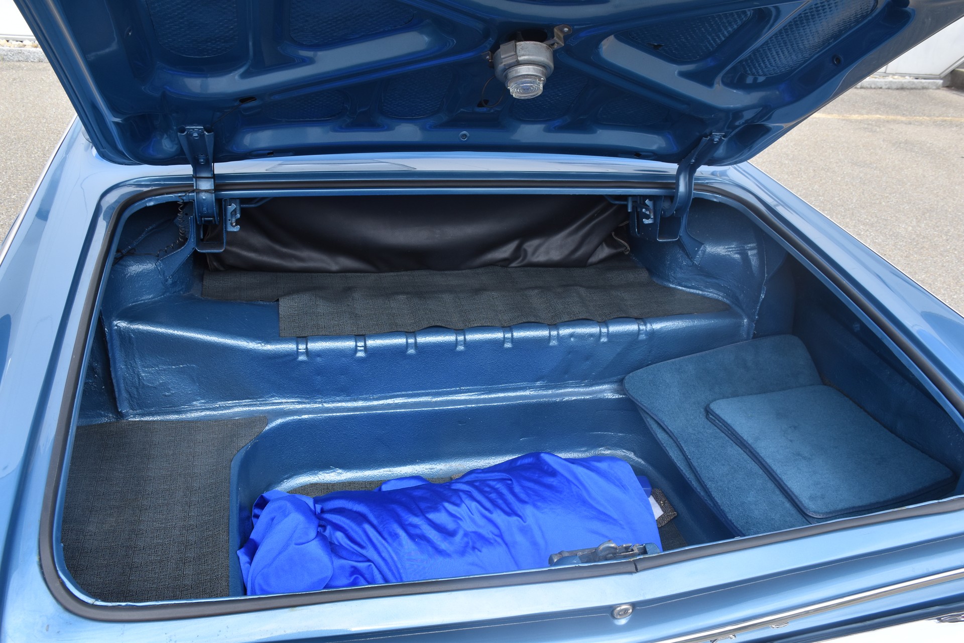 PONTIAC Parisienne Convertible V8 restauriert (5TKM)-image-15