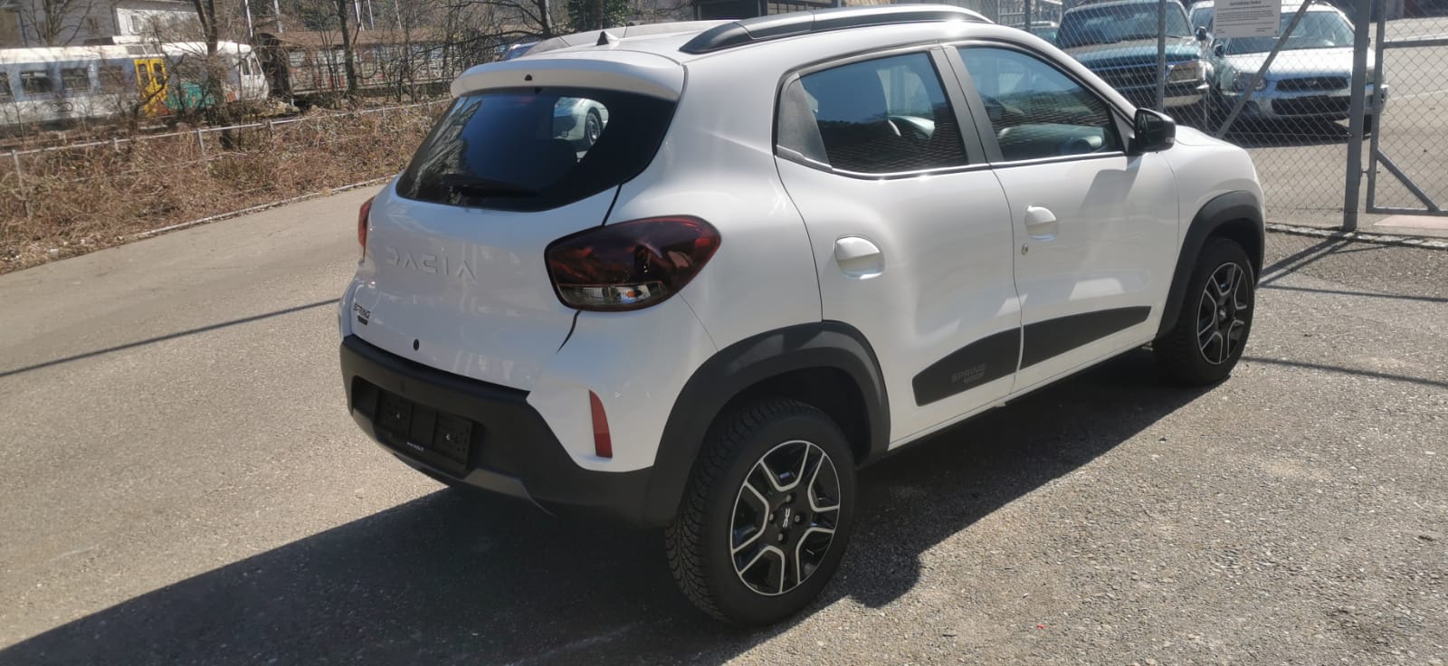 DACIA Spring 27 kWh Expression-image-2