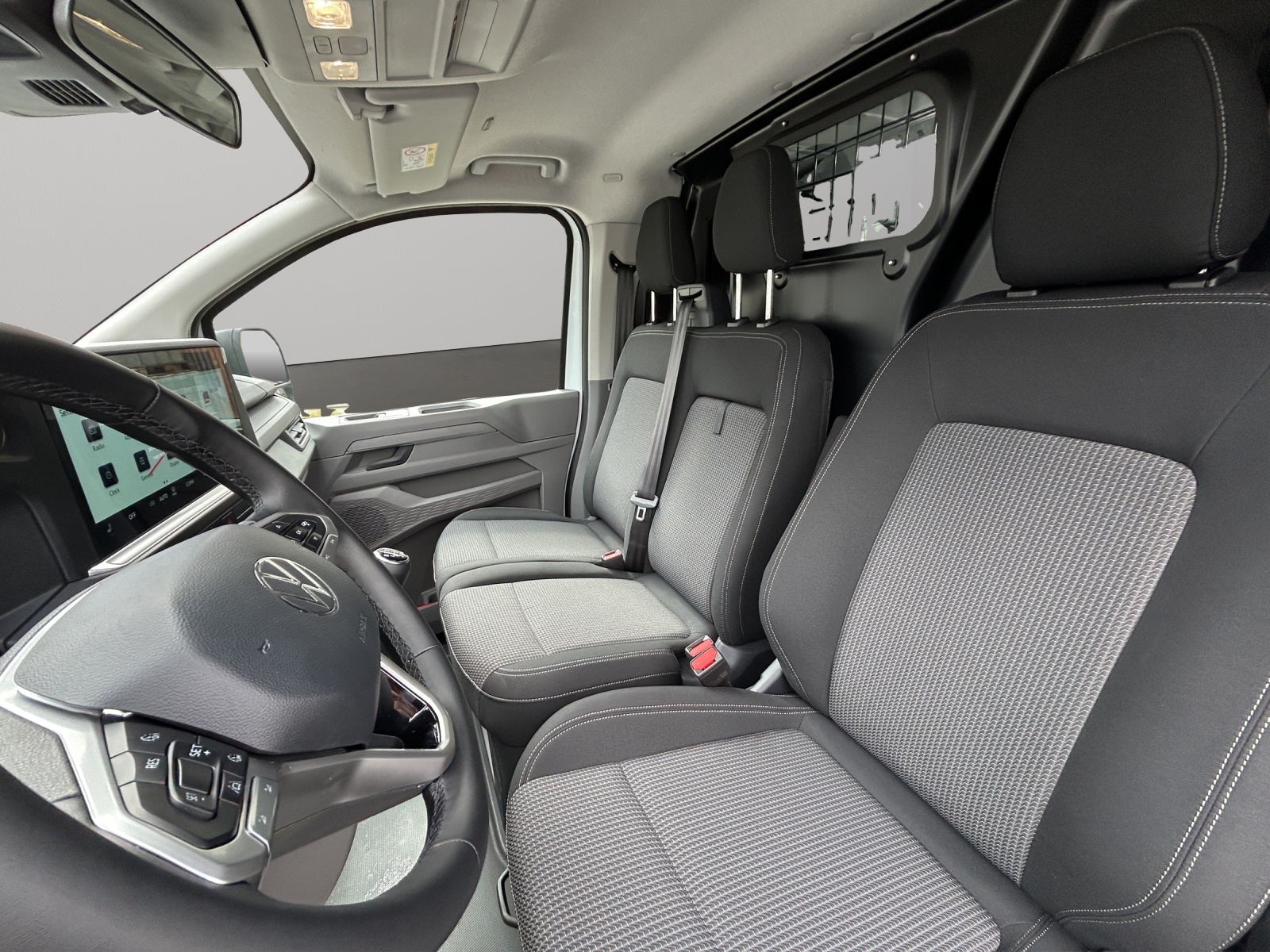 VW Transporter Kastenwagen-image-5