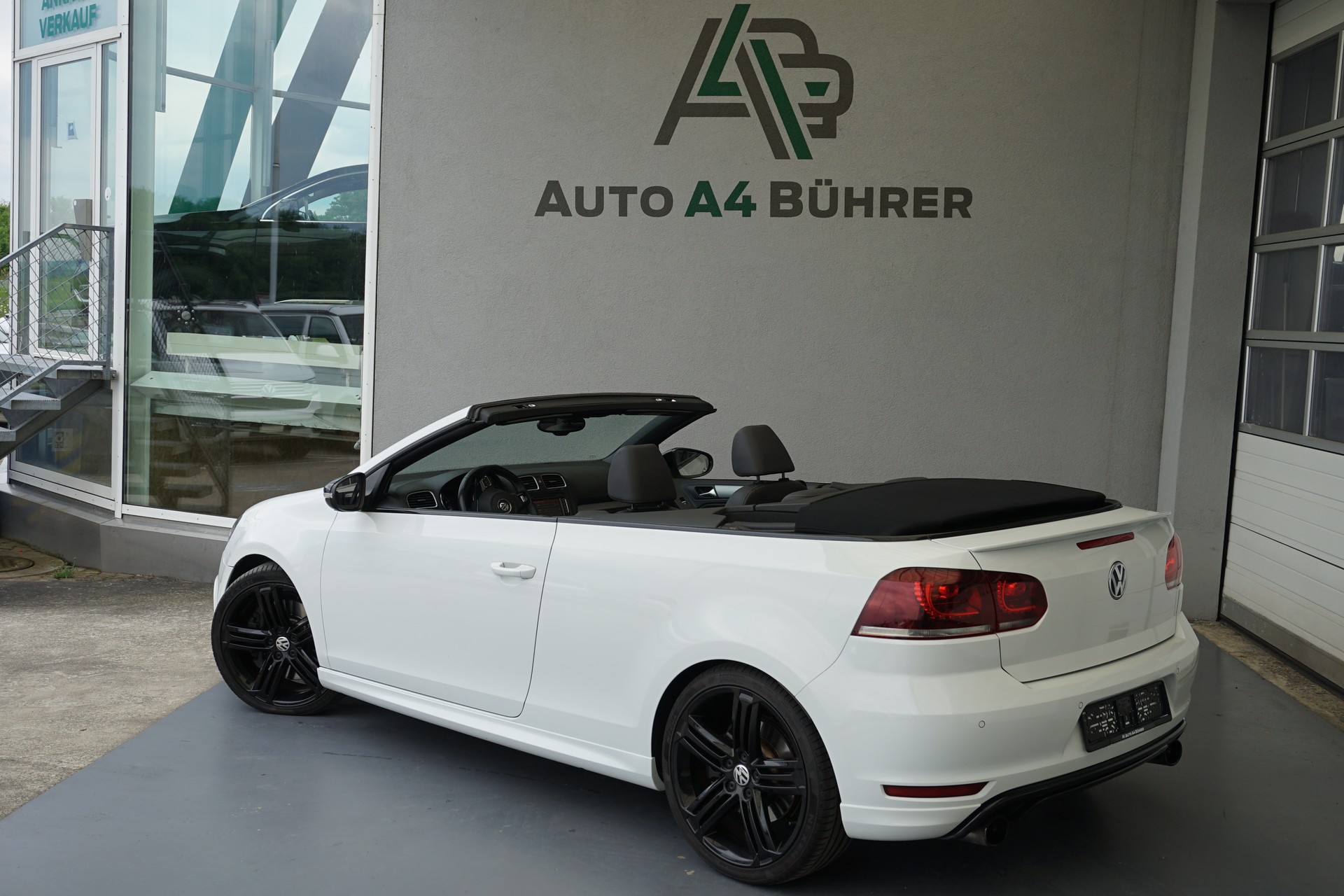 VW Golf 2.0 TSI R Cabriolet Automat 265PS-image-10