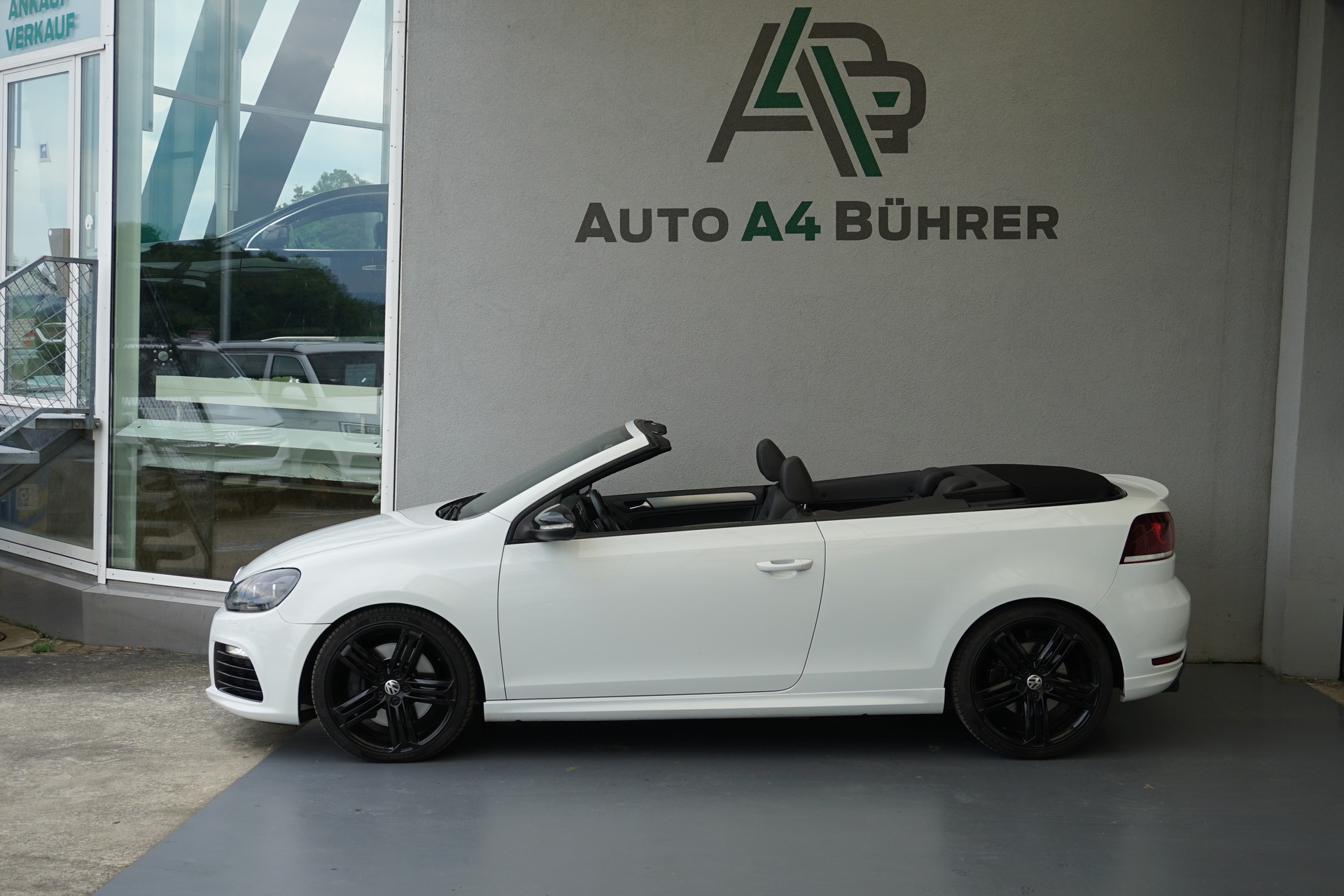 VW Golf 2.0 TSI R Cabriolet Automat 265PS-image-1