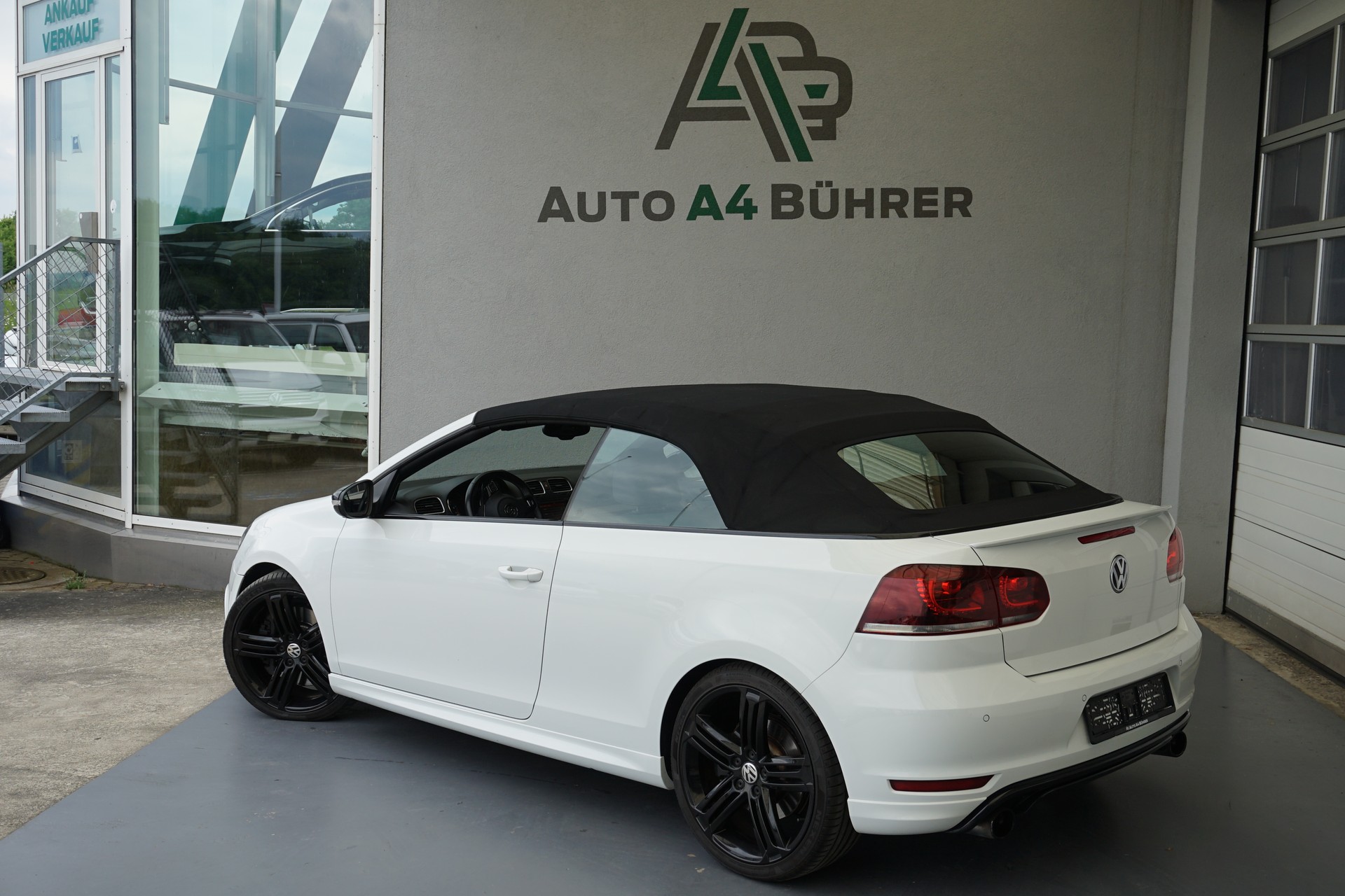VW Golf 2.0 TSI R Cabriolet Automat 265PS-image-9