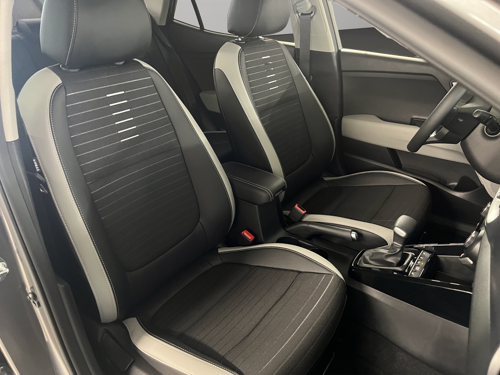 KIA Stonic 1.0 T Power Edition 30-image-12