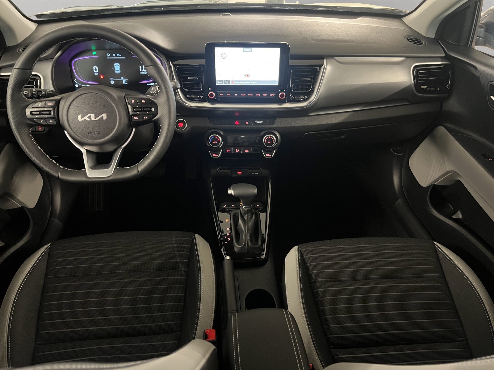 KIA Stonic 1.0 T Power Edition 30-image-11