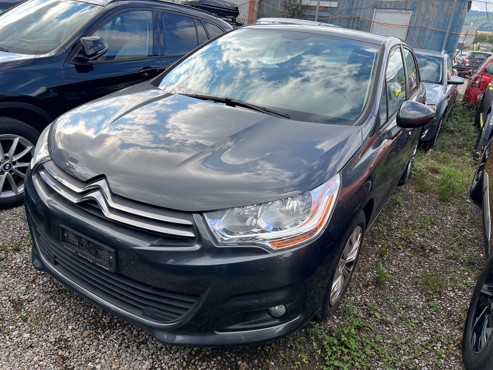 CITROEN C4 1.4 VTi Live Edition-image-1