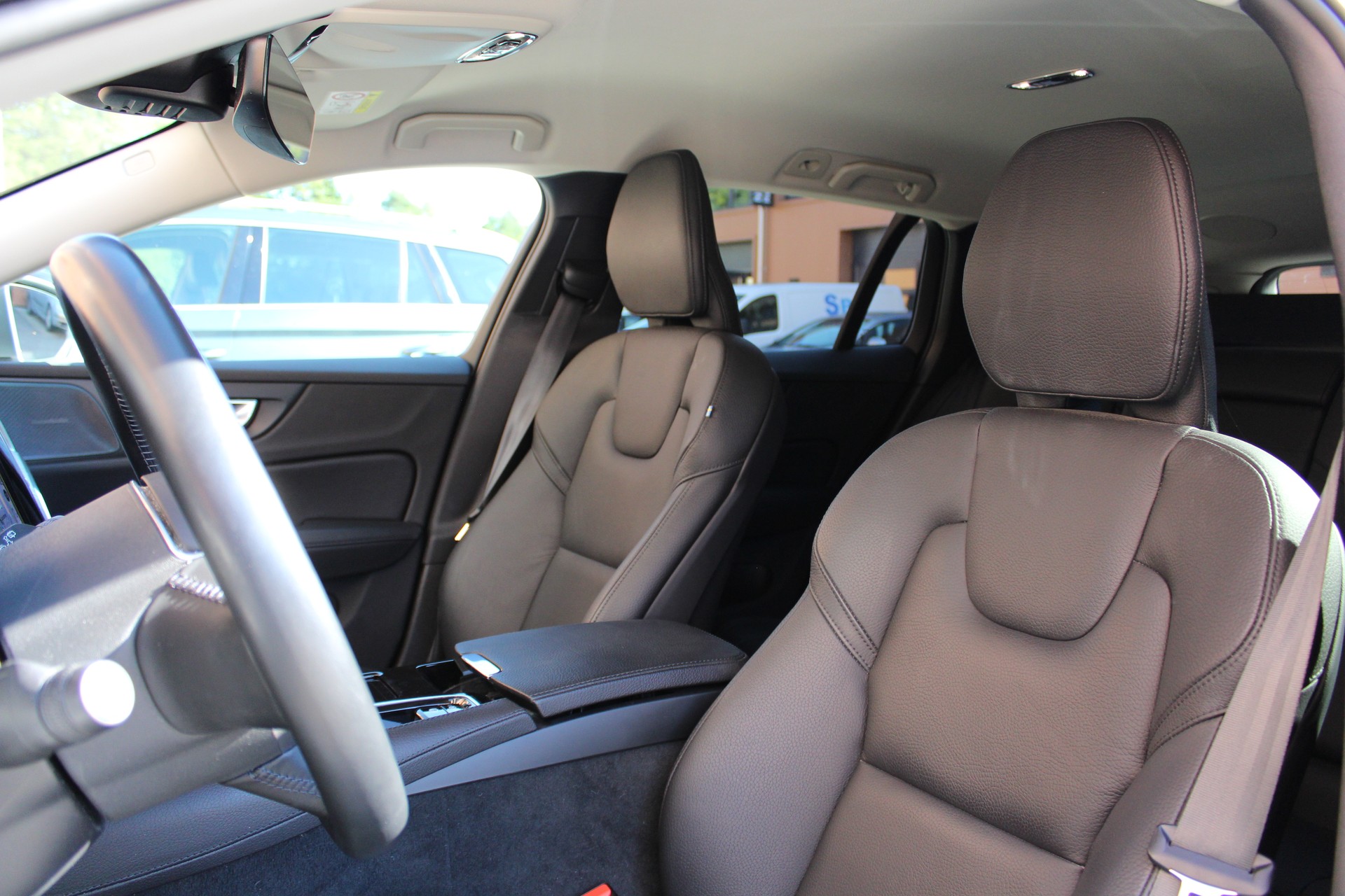 VOLVO V60 T6 eAWD Twin Engine Inscription Expression Geartronic - "Harman Kardon * Sièges Elec. Mém. * Head-Up Displ * Service Volvo"-image-19
