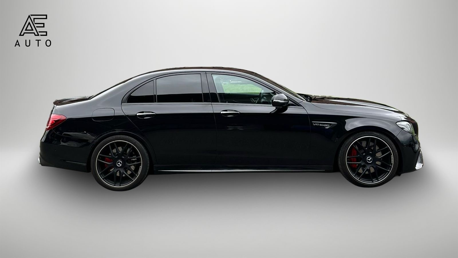 MERCEDES-BENZ E 63 AMG S 4Matic Speedshift MCT-image-2