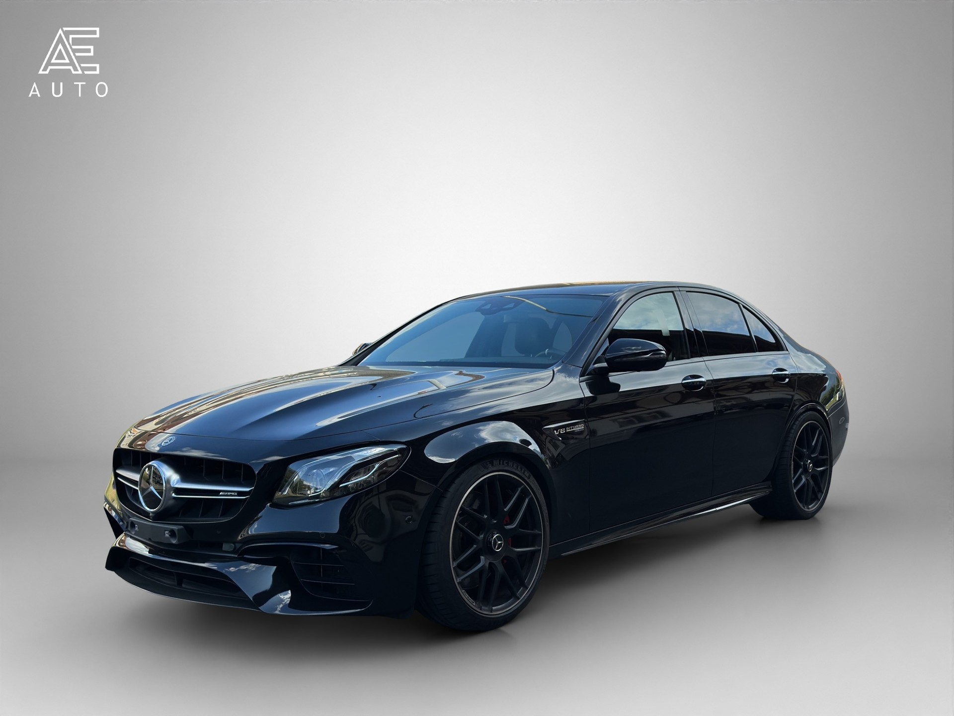 MERCEDES-BENZ E 63 AMG S 4Matic Speedshift MCT-image-2