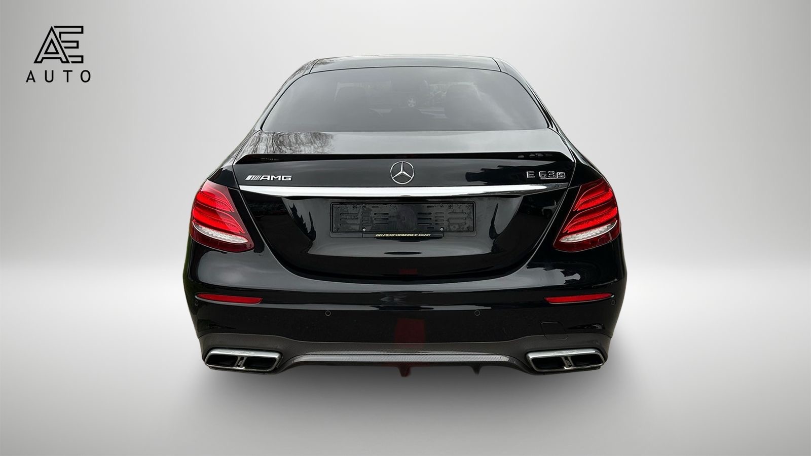 MERCEDES-BENZ E 63 AMG S 4Matic Speedshift MCT-image-4