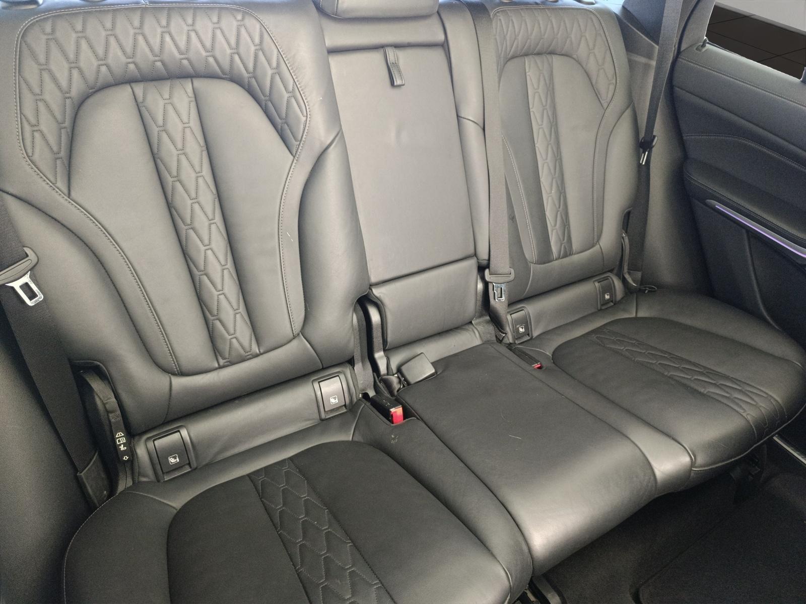 BMW X5 xDrive 40d M Sport Steptronic-image-22