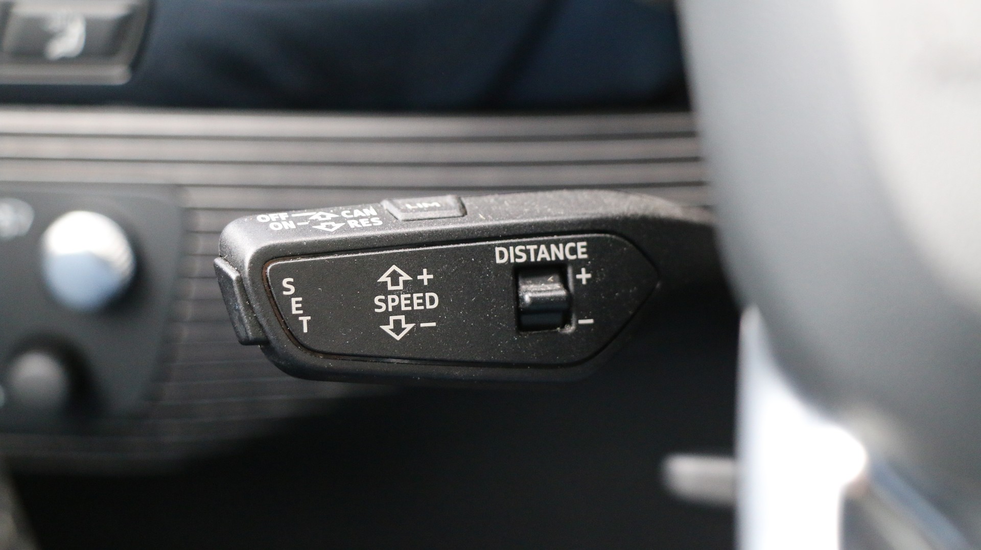 AUDI SQ7 4.0 TDI quattro-image-11