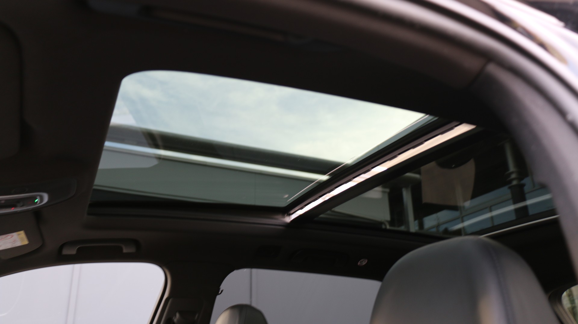 AUDI SQ7 4.0 TDI quattro-image-12