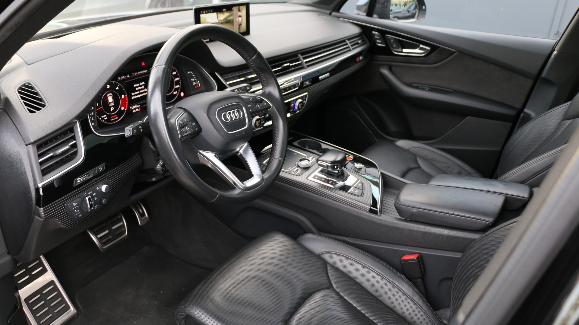 AUDI SQ7 4.0 TDI quattro-image-14