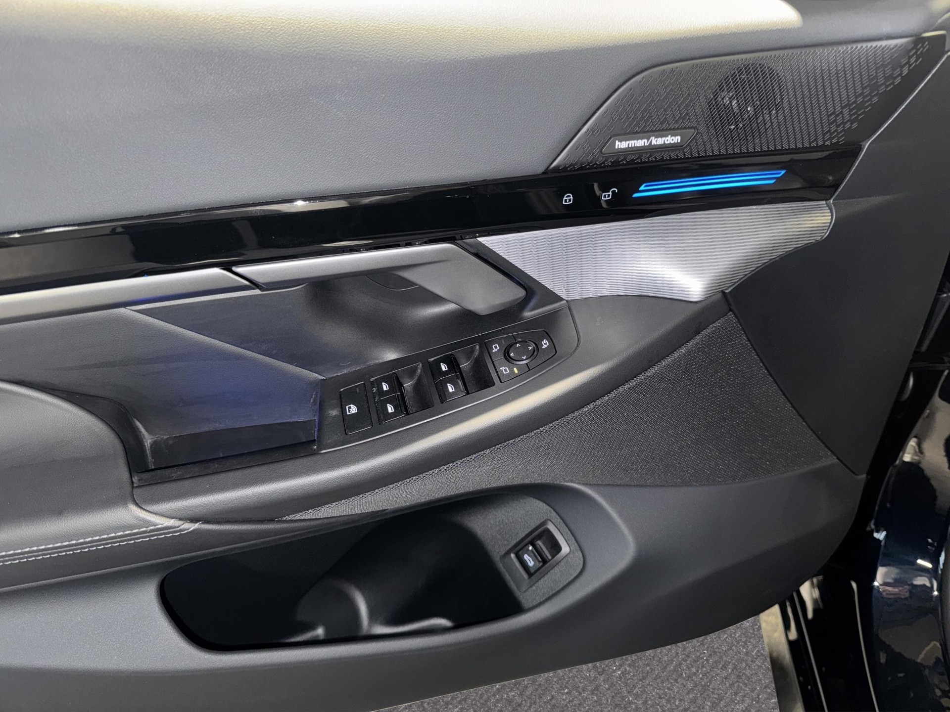 BMW 520d xDrive M Sport-image-11