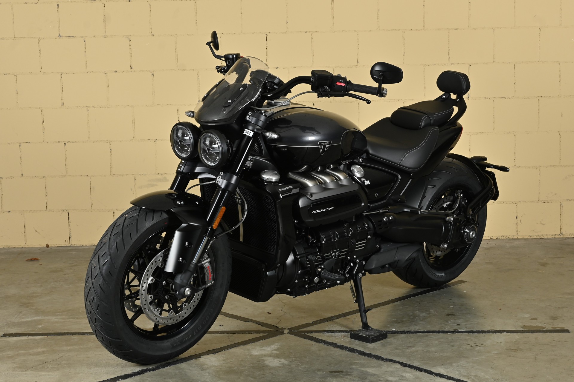 TRIUMPH Rocket 3 GT Storm-showroom-element-2