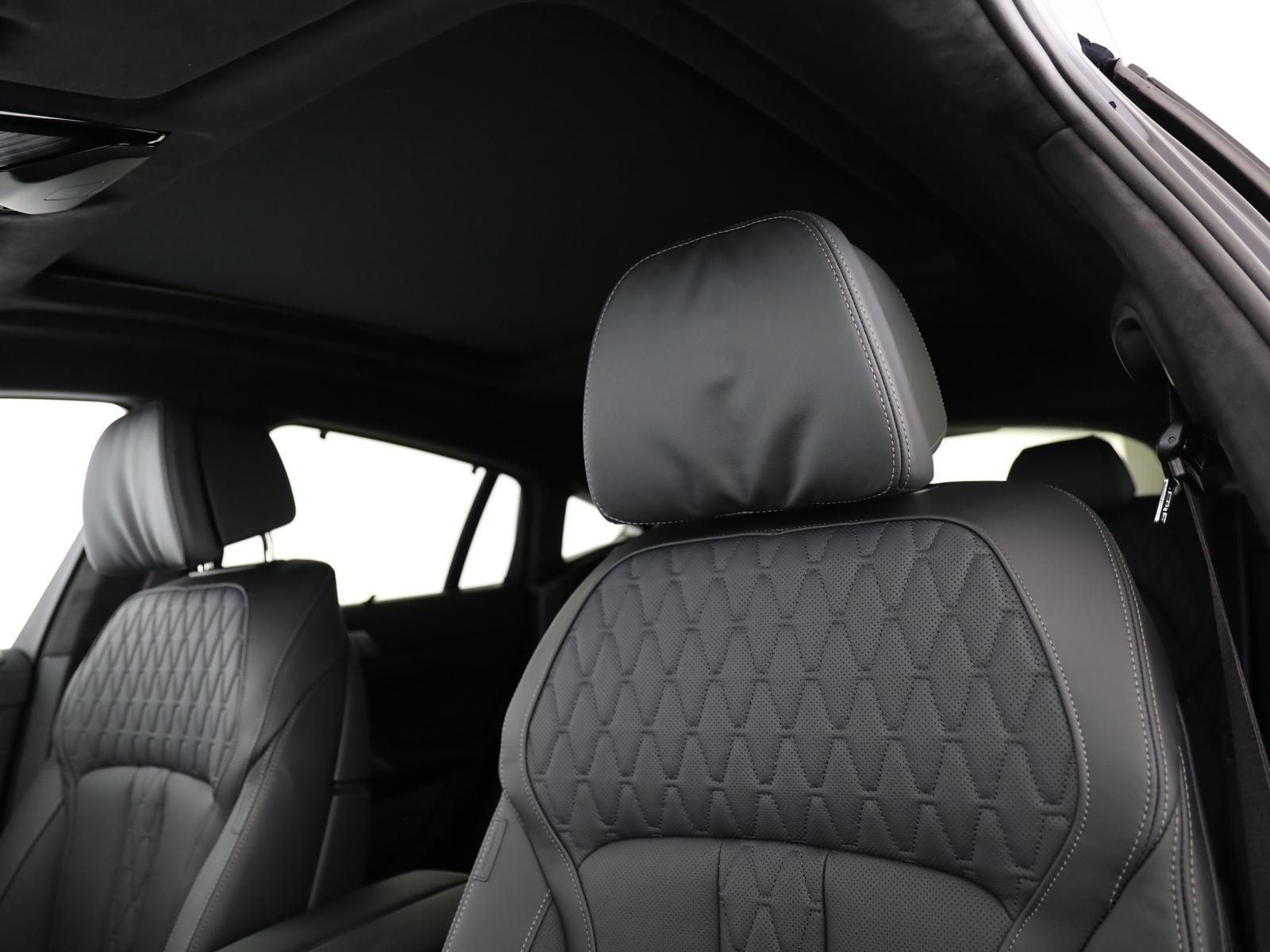 BMW X6 xDrive M60i M Sport Pro-image-10