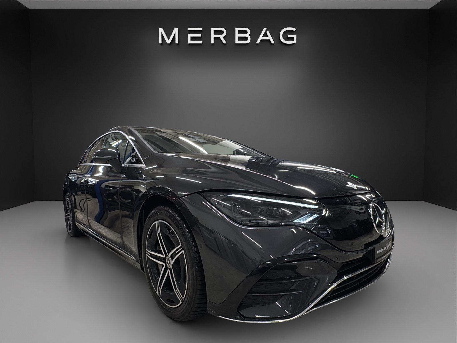 MERCEDES-BENZ EQE 350 4 Matic-image-0