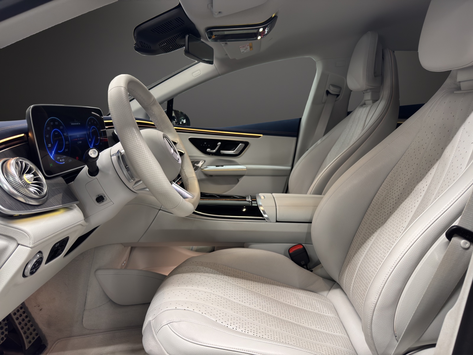 MERCEDES-BENZ EQE 350 4 Matic-image-9