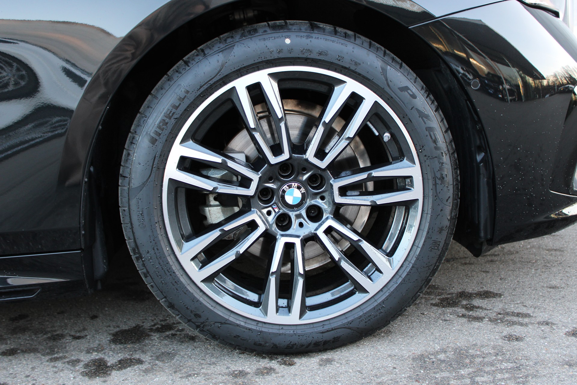 BMW 520d xDrive Touring M Sport-image-5