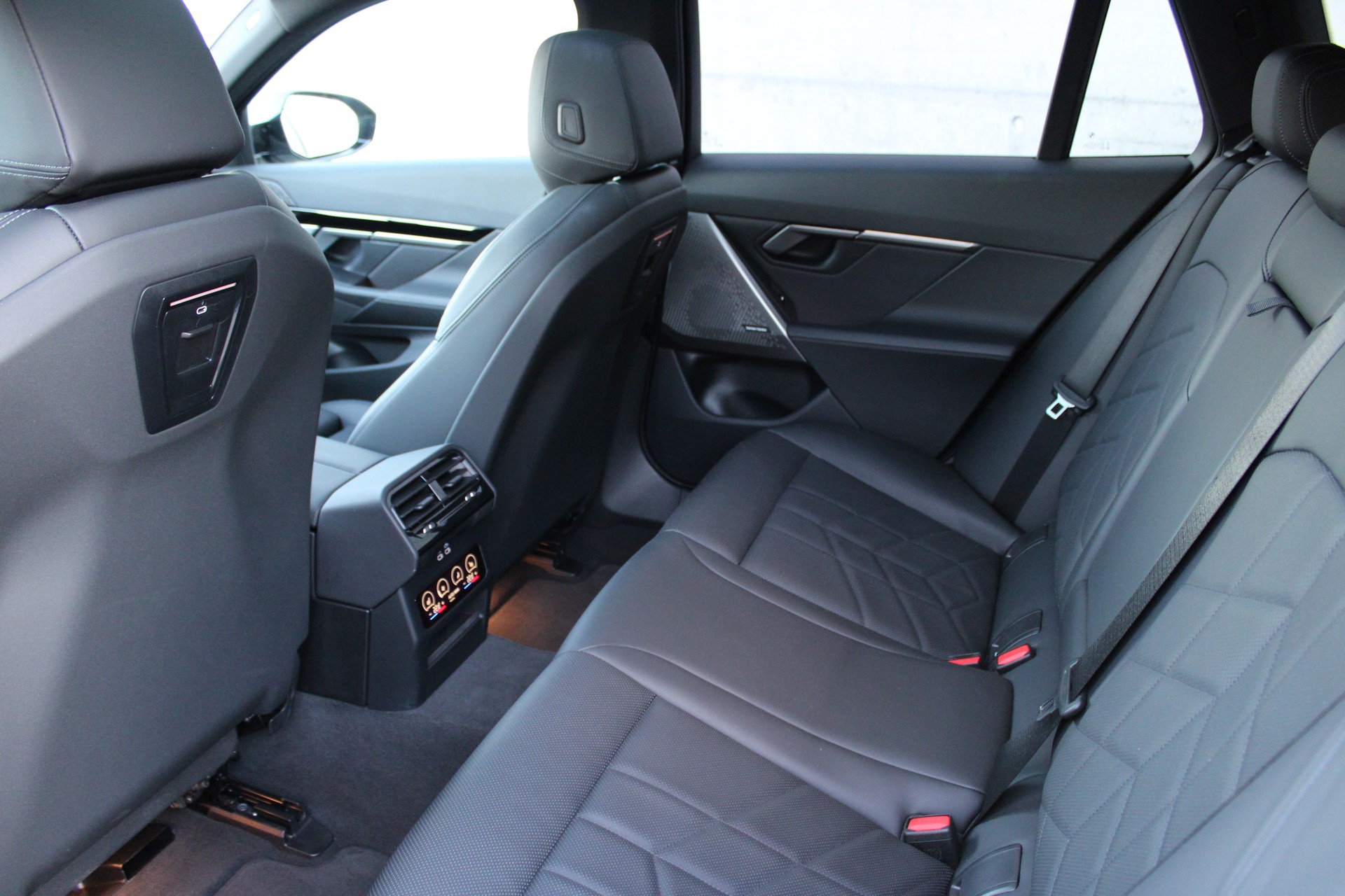 BMW 520d xDrive Touring M Sport-image-14