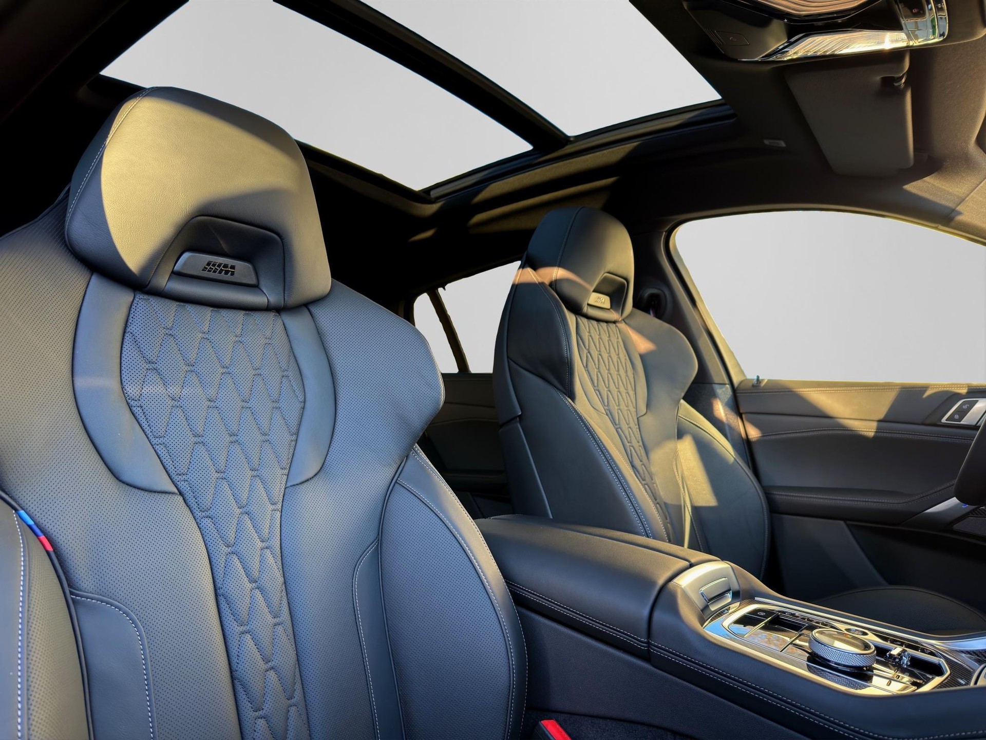 BMW X6 40i xDrive M Sport Pro-image-16
