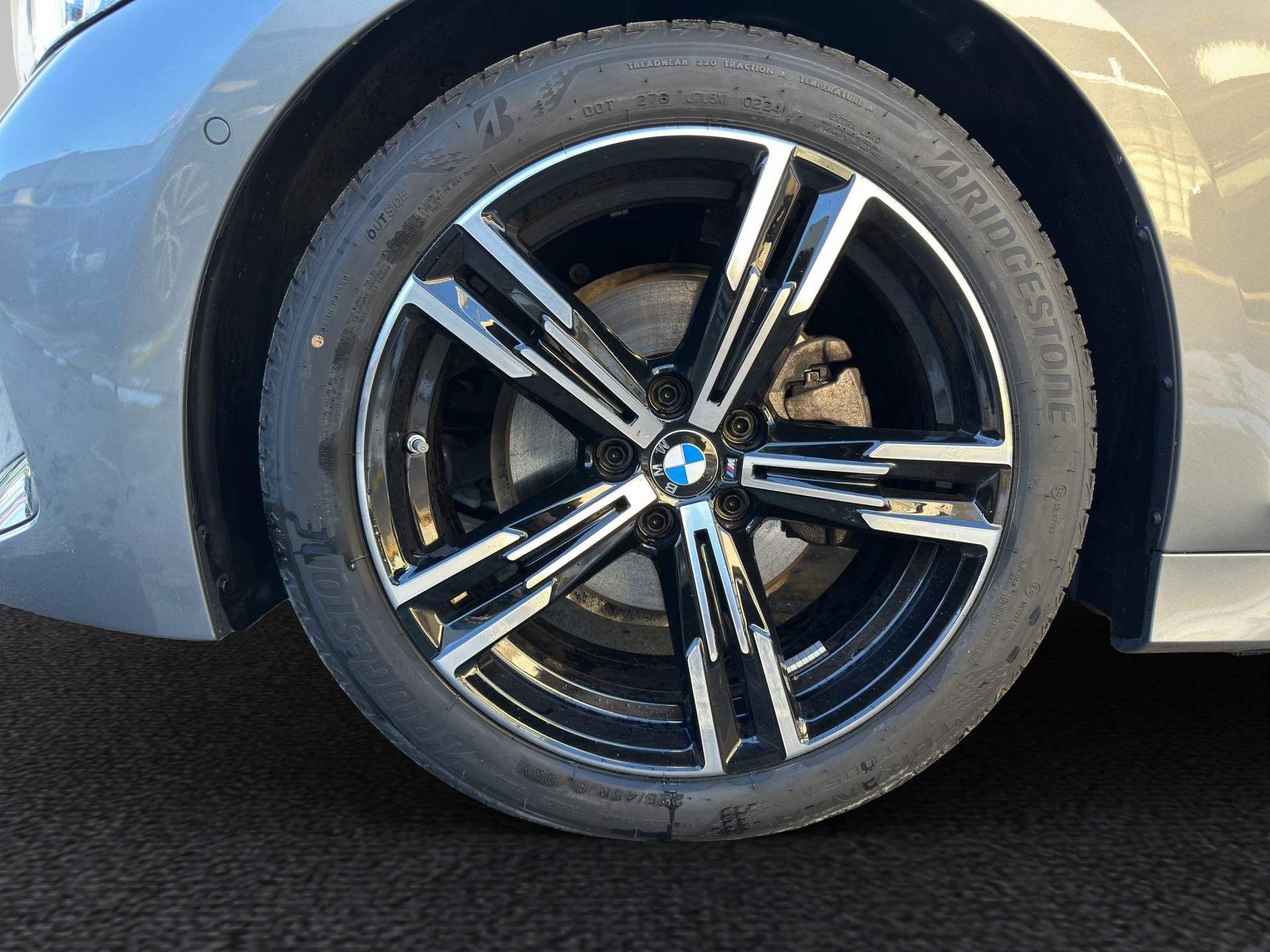 BMW 320d xDrive M Sport-image-10